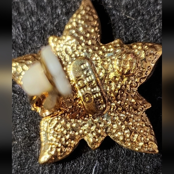 Vtg Eisenberg Ice Red Enamel & Rhinestone Poinsettia Flower Clip Earrings - Picture 7 of 7